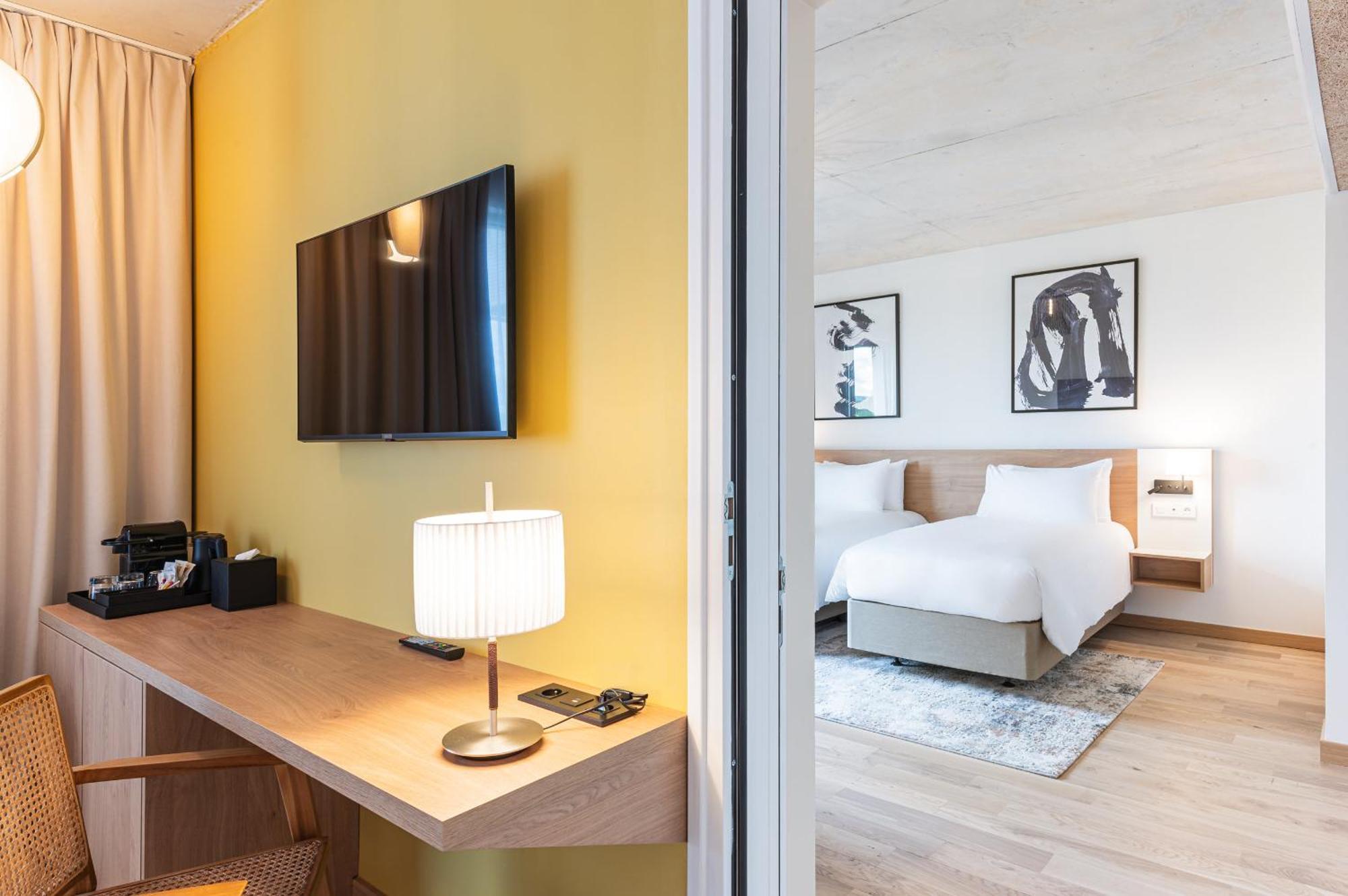 Voco Beaune , Cite Des Vins By Ihg Beaune (Cote d'Or)