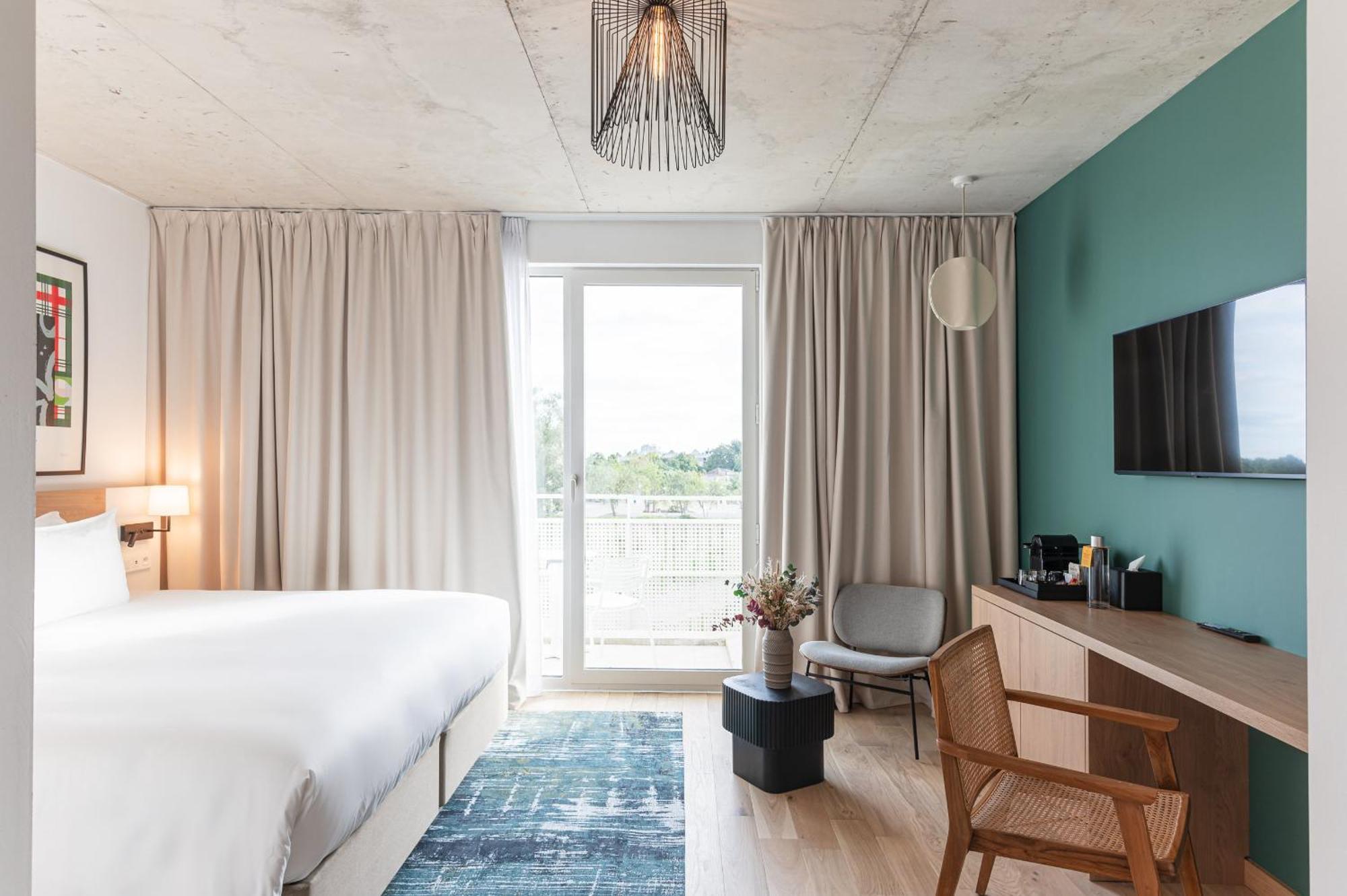 Voco Beaune , Cite Des Vins By Ihg Hotel 4*
