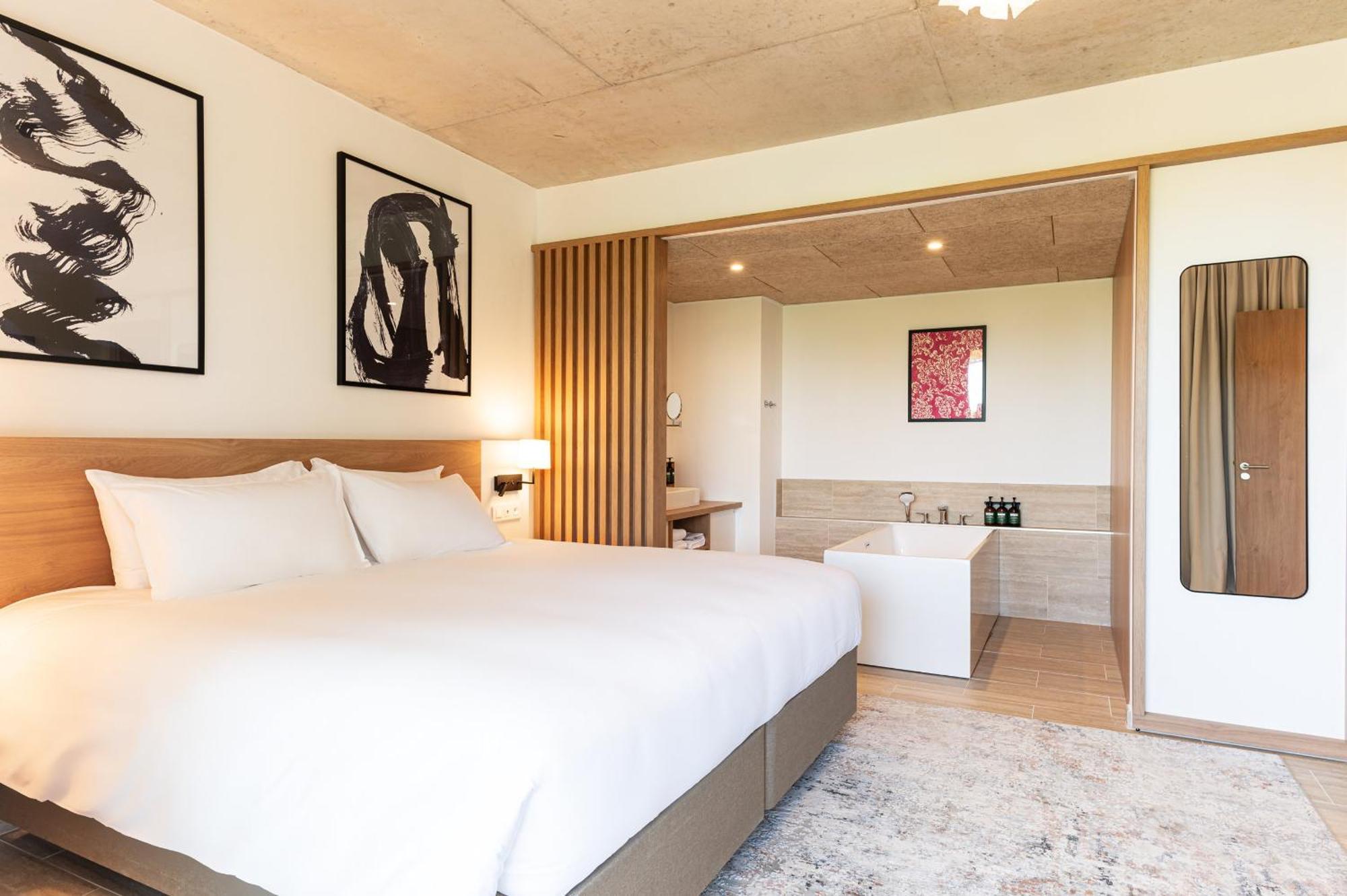 Voco , Cite Des Vins By Ihg Hotel