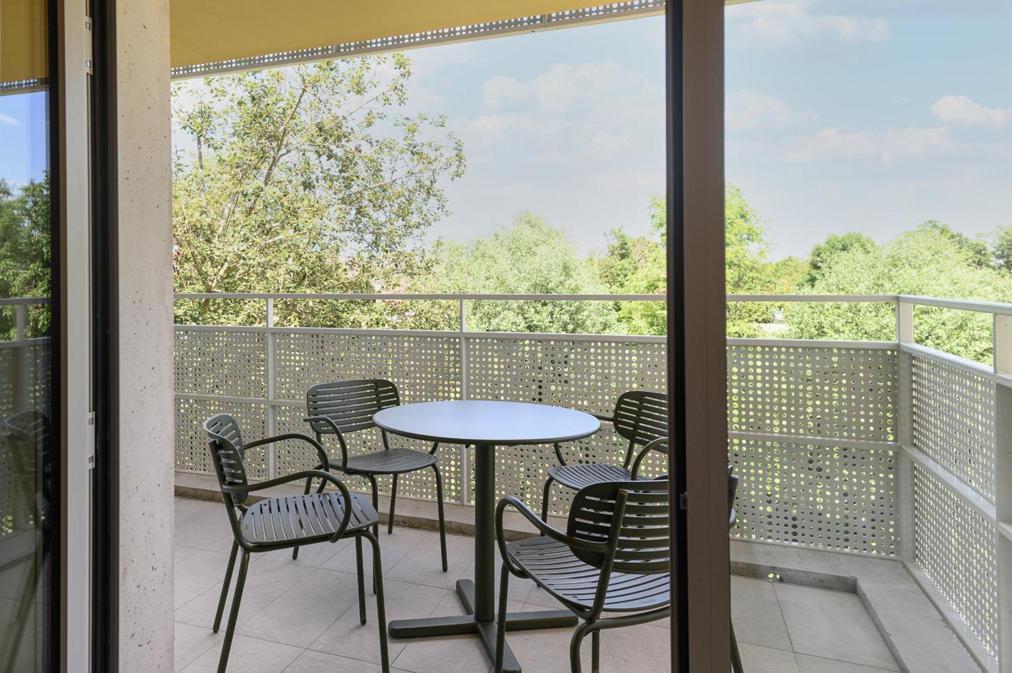 Voco , Cite Des Vins By Ihg 4*