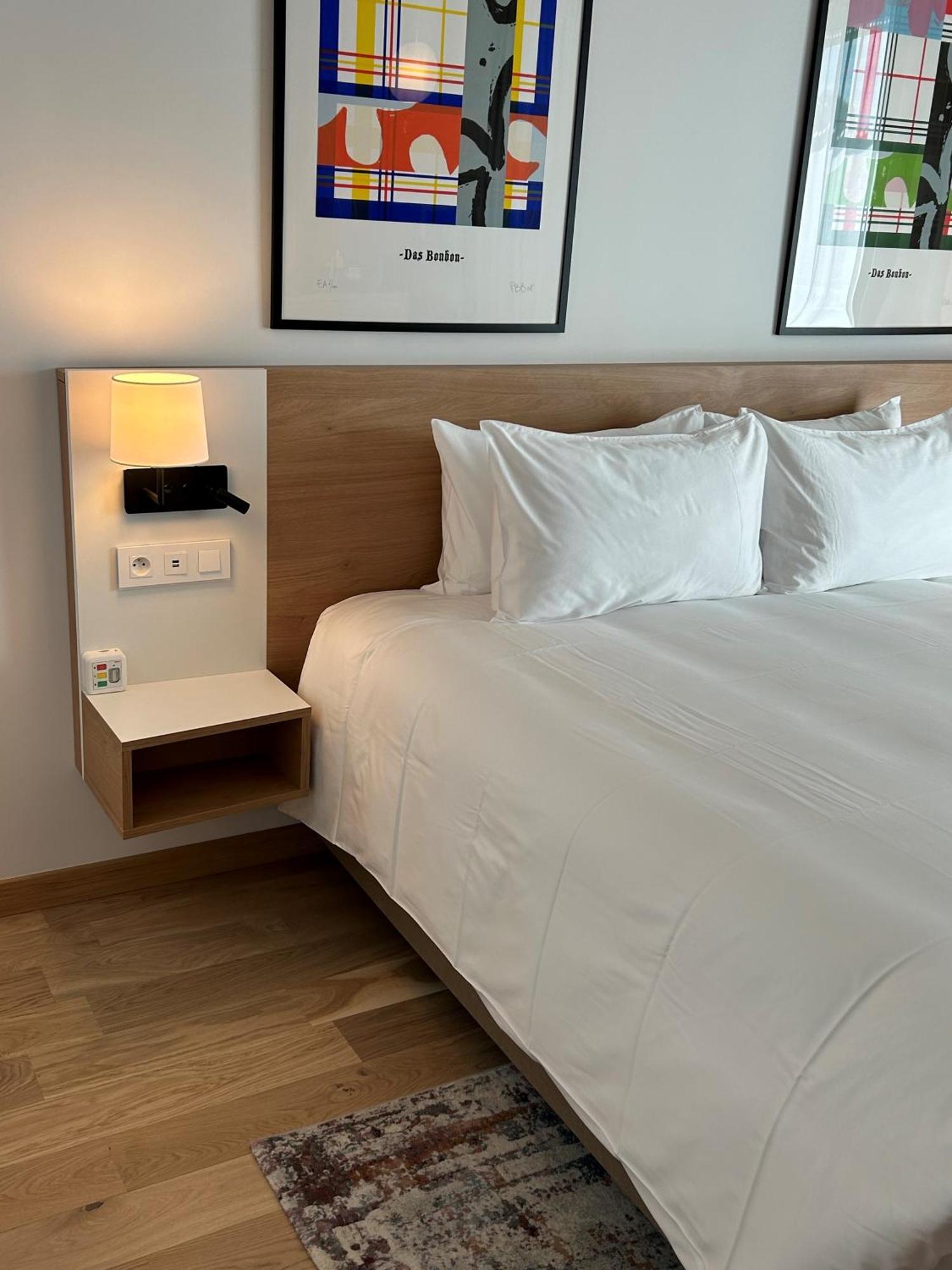 Voco , Cite Des Vins By Ihg Hotel Beaune (Cote d'Or)