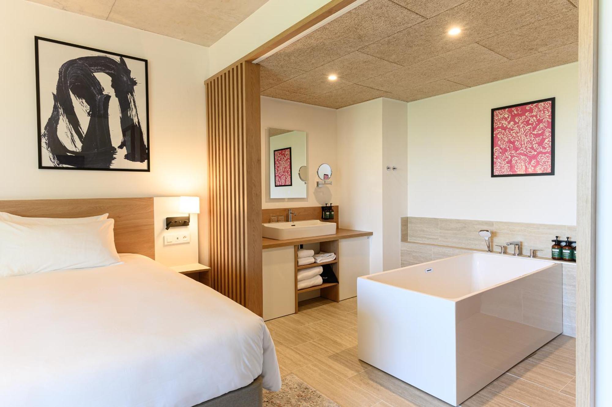 Hotel Voco Beaune , Cite Des Vins By Ihg 4*